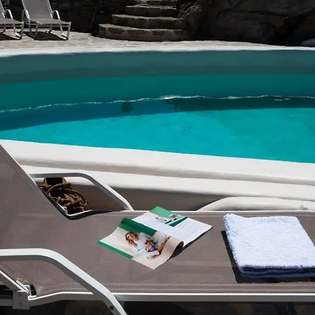 Villa Gorgeous W Ocean Views And Shared Pools