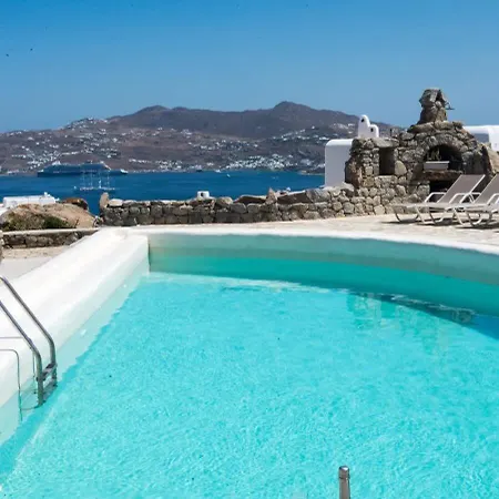 Gorgeous W Ocean Views And Shared Pools *